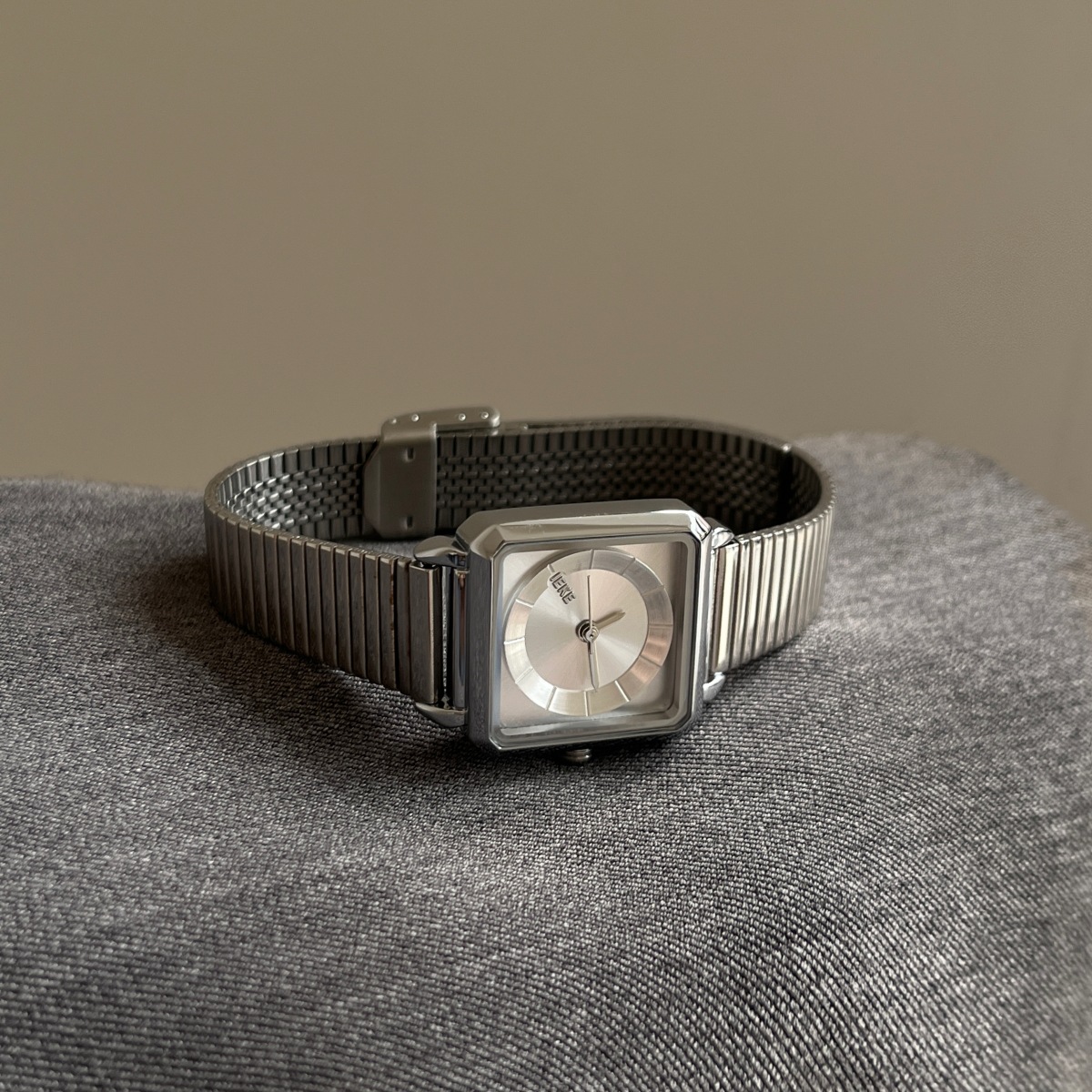 A4 Silver