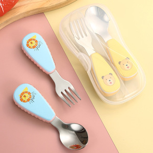 MAIMAI hochwertiges 304 Edelstahl-Babylöffel und -Gabel mit Kunststoffhand Kinder Tiermuster Griff-Geschirr mit Hülle
