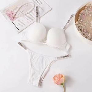 YCH V高品质钻石镶嵌性感文胸净色经典新款爱情女士内衣热卖文胸套装