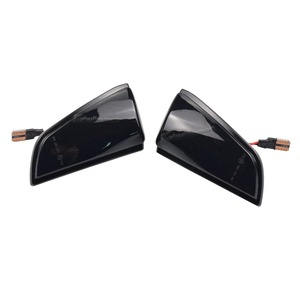 สัญญาณไฟเลี้ยว LED แบบไดนามิกสำหรับ Volvo S40 2004-2007 V50 2004-2008 C70 2006-2009 - Product Image 1