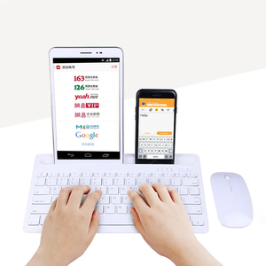 Venta al por mayor 78 teclas RK908 teclado inalámbrico con ranura para tarjeta Mini teclado portátil de doble canal de fábrica para Windows Android ISO