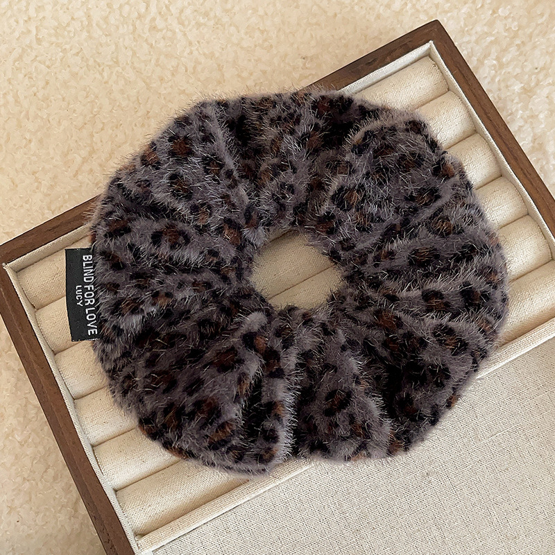Dark gray leopard print