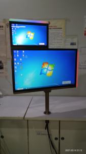 Il casinò host a quattro lati personalizzato da 27 pollici offre uno schermo di visualizzazione della roulette per il gioco d'azzardo su due lati - Product Image 6