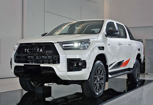 פנס ראש עבור <span class=keywords><strong>hilux</strong></span> revo 2020-2024 ראש אור עם ממשק לשחק תקע רטרופית ראש