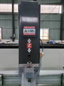 I programmi differenti di profilo possono essere immagazzinati nella fresatrice dell'estremità di CNC del computer per i profili di alluminio - Product Image 5