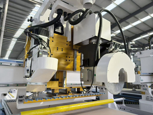 Enrutador CNC MDF de madera maciza con servomotor absoluto de autobús, máquina enrutadora CNC ATC de corte de mesa al vacío con hoja de sierra - Product Image 3