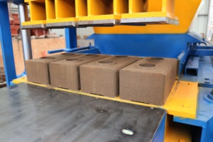 AIWEI <strong>Low</strong> Price XM4-10 <strong>Clay</strong> Fully Machine Pan Mixer Small Business Machine Ideas Home Earth Brick of Making Machine - Product Image 6