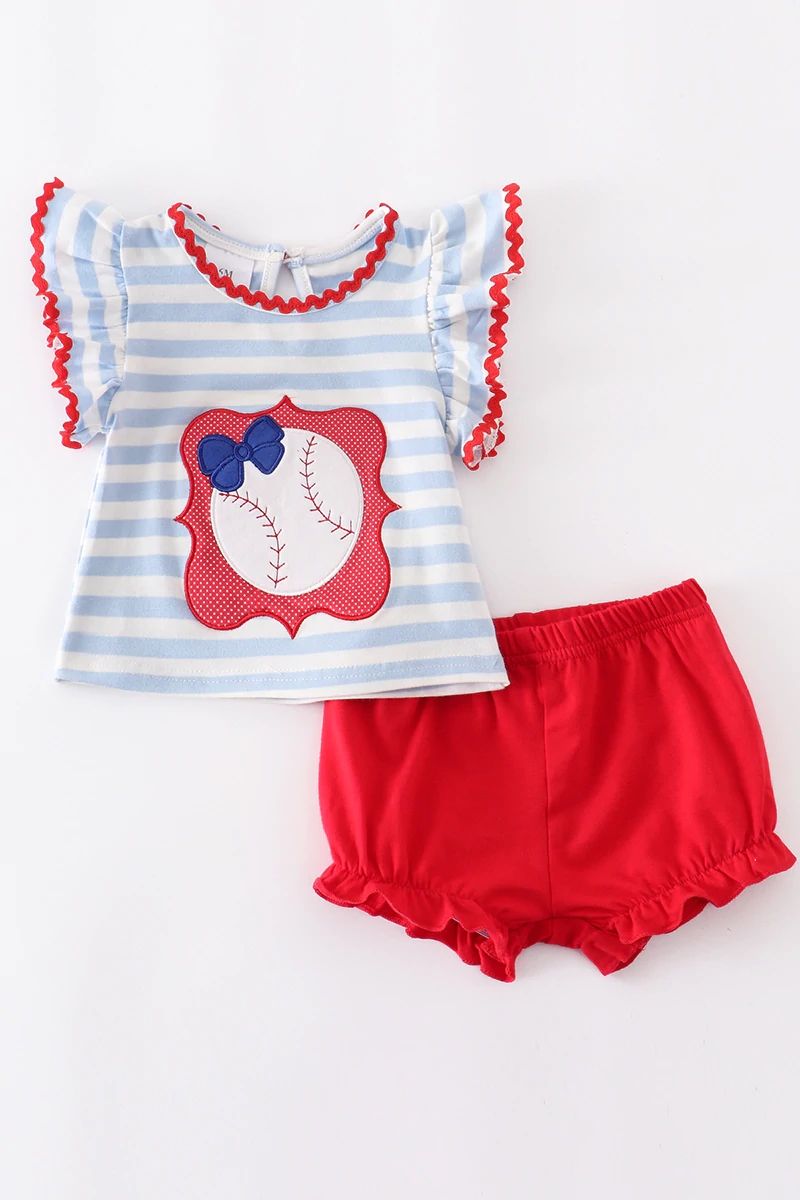 ชุดเด็กทารกลายทางสีฟ้า พร้อมระบายสไตล์เบสบอล