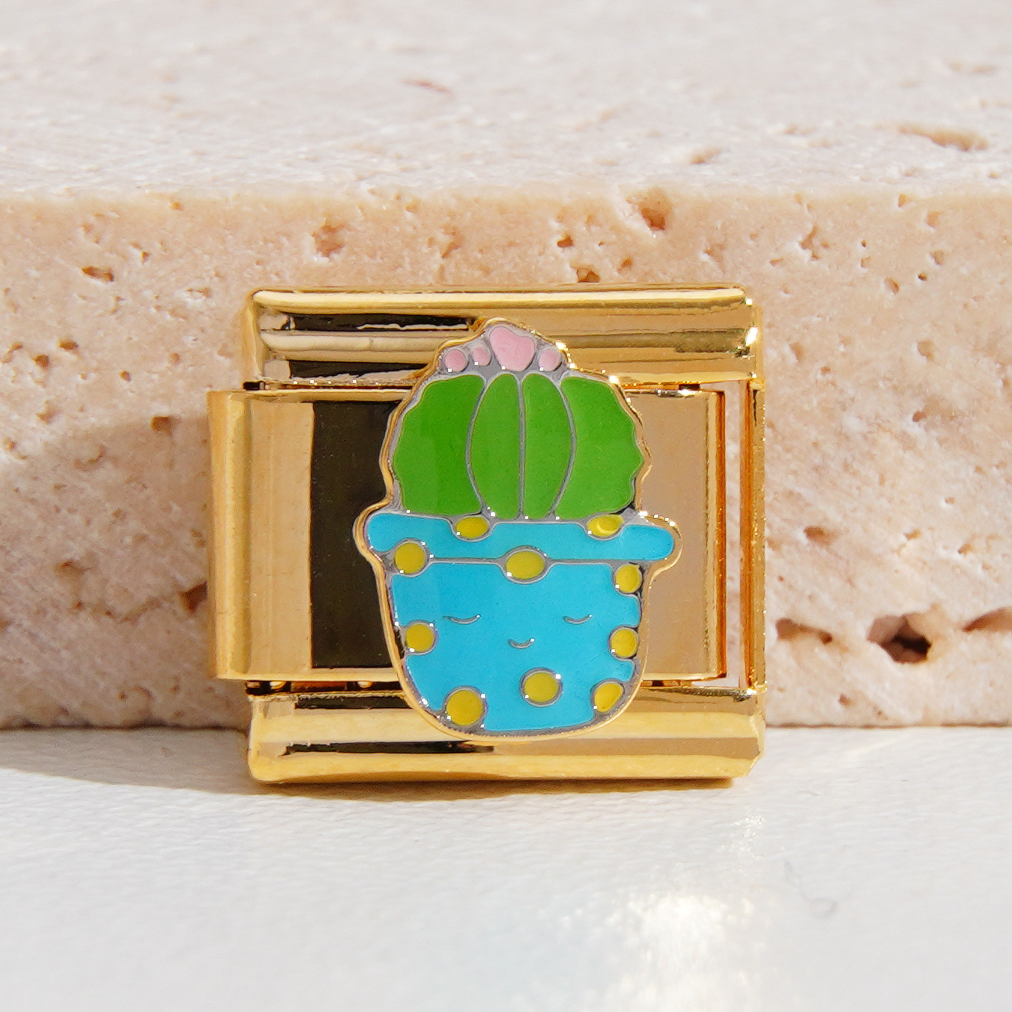 Gold MK-1585
