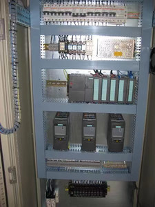 Módulo lógico programable de precisión de 14 bits de entrada analógica SM331 8AI Siemens SIMATIC 6ES7331-7HF01-0AB0 - Product Image 3