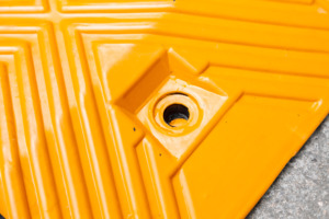 फैक्टरी मूल्य रबर सामग्री राजमार्ग सड़क रबर गति बम्प - Product Image 3