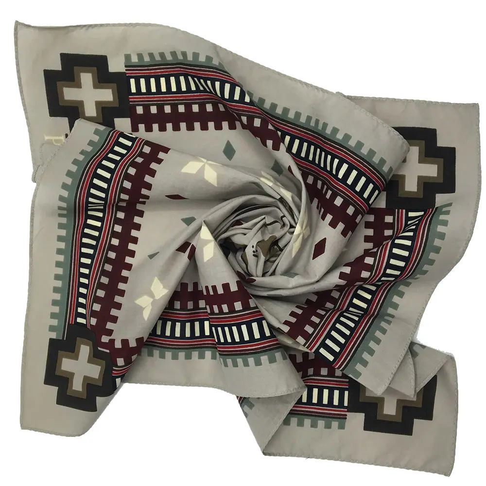 Écharpe en coton de conception personnalisée d'impression numérique directe de facteur pour les femmes 100% Bandanas en pur coton