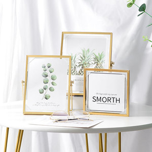 Wholesale Pressed Glass Floating Photo <strong>Frames</strong> <strong>5</strong> <strong>X</strong> <strong>7</strong> with Gold Stands for Horizontal or Vertical Pictures Place Cards - Product Image 2