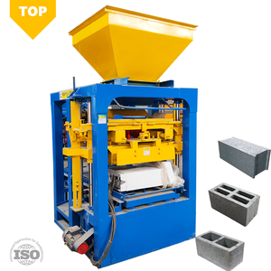 Máquina de fabricación de bloques de enclavamiento personalizado de alta calidad, máquina de bloques huecos de ladrillo de pavimentación - Product Image 1