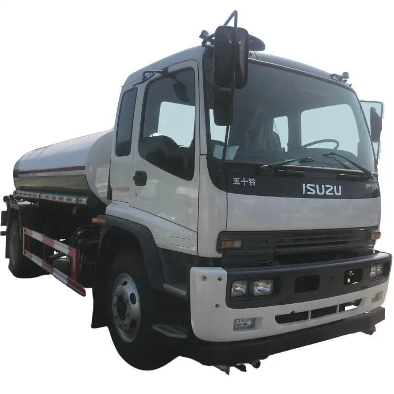 Kaliteli 13T japonya ISUZU FVR su yağmurlama tankeri kamyon yeni 14T 6 lastikler Euro 5 240hp ISUZU su tankeri kamyonu fiyat