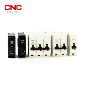 Disyuntor YCLP de rendimiento de alta precisión con protección Tipo B C D - Product Image 2