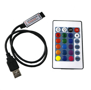 Controller LED RGB 24Key Remote + USB alimentato DC 5V per striscia LED RGB