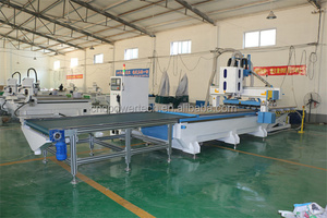 CHINA 1325 automatisches Be-und Entladen von atc cnc Router 3-Achs-Maschine mit Bohrkopf