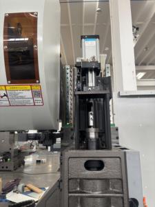 Yüksek doğruluk profesyonel VMC850 CNC ile düşük fiyat Cnc torna makinesi ile 3 4 eksen dikey işleme merkezi için Metal - Product Image 5