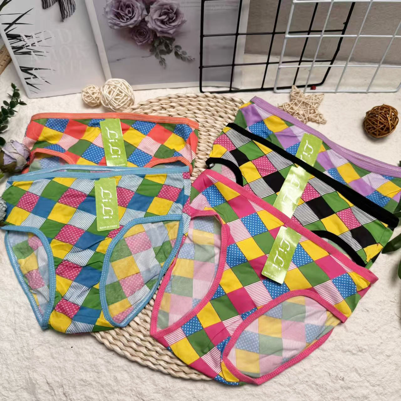 Black(2725#Assorted Color Same as picture)