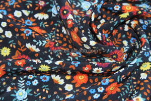 Specializing in 100% Polyester Digital Printing Fabrics 150gsm with Metallic Feature for Women's Retro Style Dresses - Product Image 5