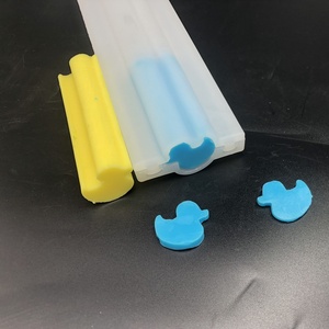 New Ideas Duckling Shaped Column Silicone Soap <strong>Mold</strong> <strong>Embedded</strong> Cake Tools for Soap Making Candies Chocolates Candles
