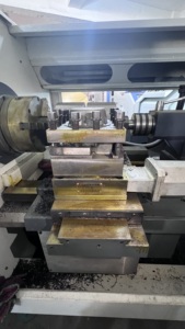 Hochwertige intelligente Programmier plattform Horizontale CNC-Drehmaschine Großhandel Flach betts truktur für die Arbeits bearbeitung - Product Image 2