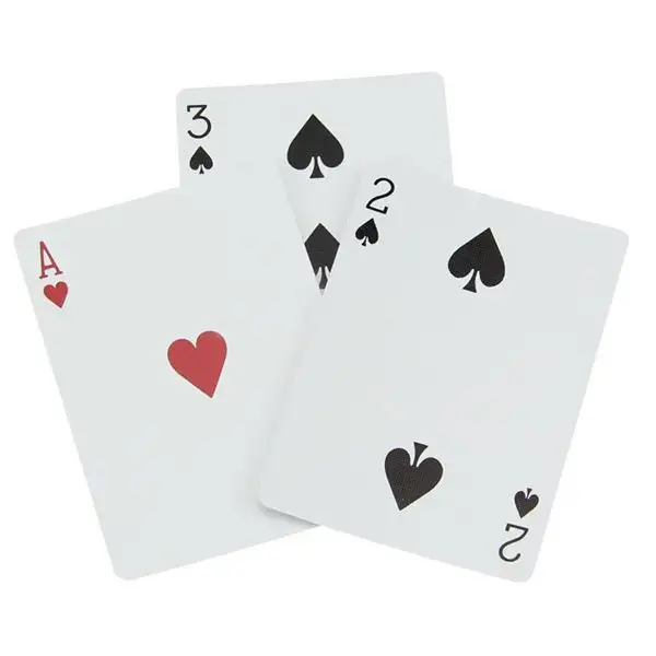 Toptan komik baskı Poker sihirli cardimagic güverte yetişkin Magic Trick 3 kart Monte Pvc kağıt iskambil kartları