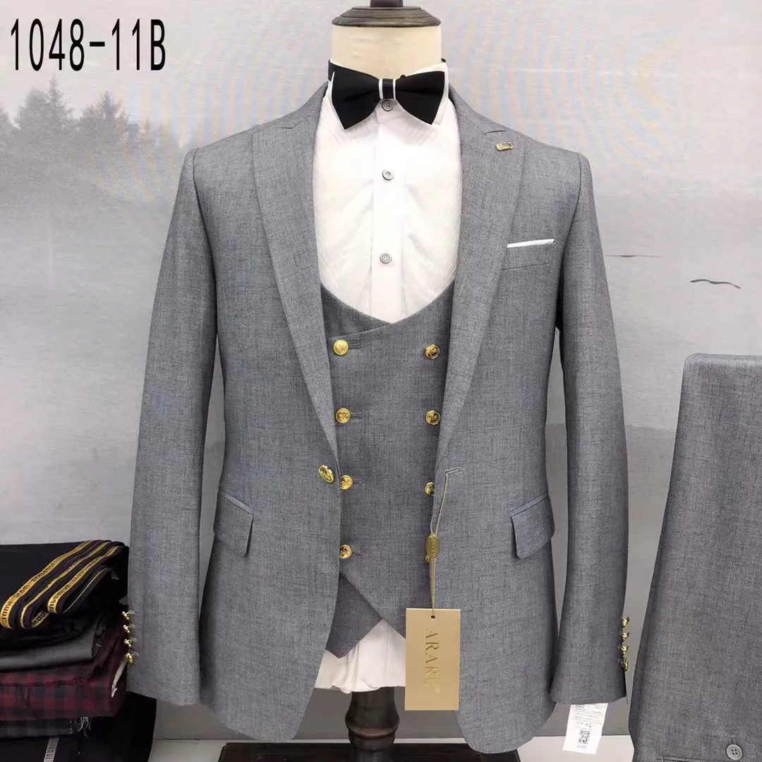 Venta al por mayor 3 Piezas Trajes de los hombres Formal Color Sólido Boda Mejor Hombre Trajes Slim Fit Tuxedo Hombres Traje