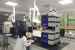 RUCL3 Ru 37%min <strong>Ruthenium</strong>(III) Chloride Hydrate CAS 14898-67-0 for Chemical <strong>Catalyst</strong>
