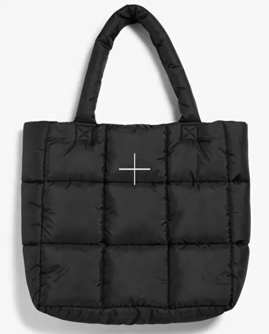 Sacola acolchoada quadrada personalizada de inverno com logotipo impresso, sacola de travesseiro acolchoada de designer preta