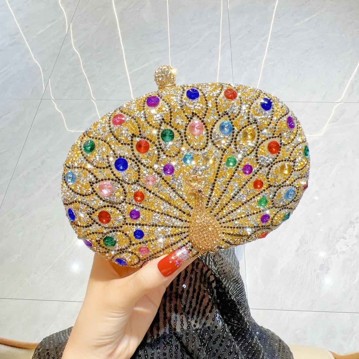 สีเหลือง