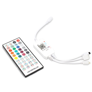 Werks-Direkt verkauf DC12V 144W 40 Tasten Mehrfach ausgang 16 Millionen Farb-Sprach steuerung IR-Musik und BLE RGB LED-Controller - Product Image 6