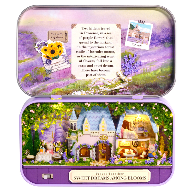 Q-010 Sweet Dream Among Blooms