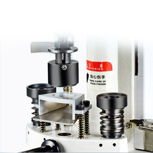 带手柄和手控按钮包装机的按扣包装机适用于时尚纽扣批发 - Product Image 2