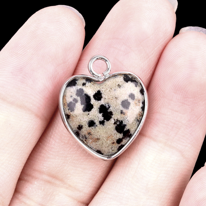 Pendentif unique en pierre tachetée (argent)