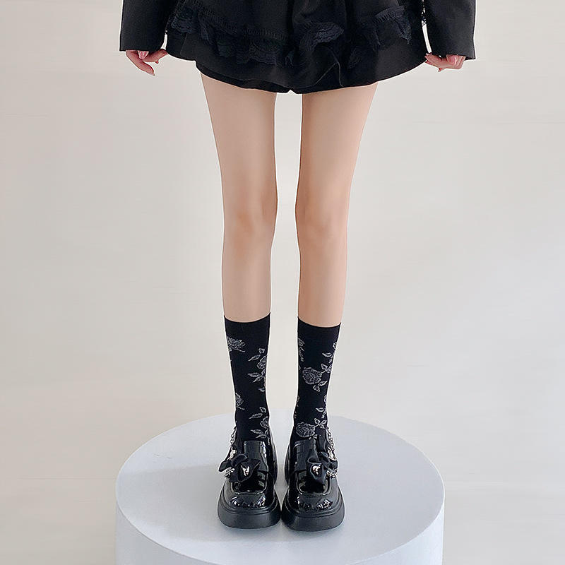 ท่อกลางสีดำ