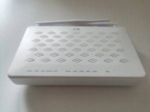 Buon prezzo su ZTE F688 4GE GPON onu ont con WiFi + POST CATV per ftth rete equiment