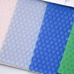 定制加厚全涤纶夹心网眼涤纶网眼跑鞋面料 - Product Image 5