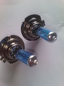 卤素雾灯泡H7 100W 12V 55W 2件超亮白光汽车前照灯停车光源