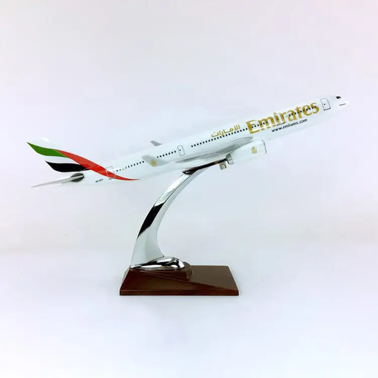 30cm 1/200 échelle Emirates Airlines A330 avion modèle réduit d'avion en résine