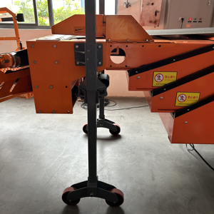 Cost Efficiency Truck <strong>Loading</strong> <strong>and</strong> <strong>Unloading</strong> Portable Telescopic Belt Conveyor Simple Operation with Lifting System - Product Image 2