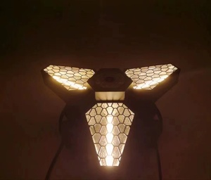 新着LEDプロミスレトロムービングヘッドライトステージカラフル回転リーフレトロエフェクトライト - Product Image 3