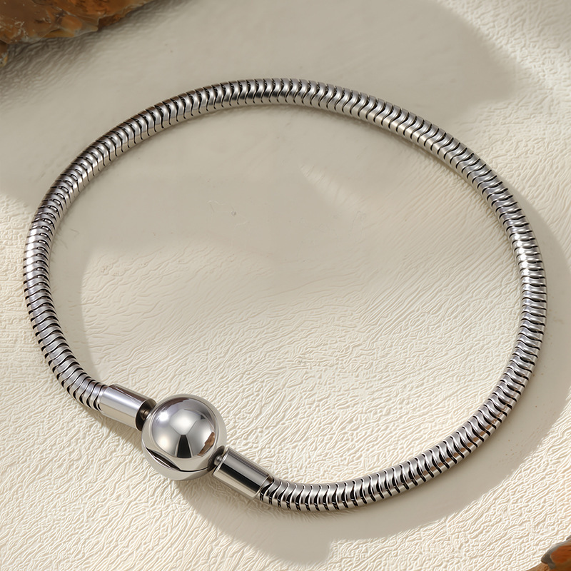 Bracciale Pandora sferico apribile in argento