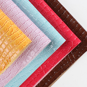 PVC da Nhà cung cấp có độ bóng cao đá mô hình chải vải chất lượng dưới rexine Faux Leather vải để làm túi placemat - Product Image 1