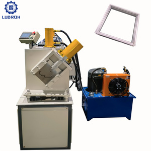 Finestra e porta che fa la macchina cerniere punzonatura taglio alluminio acciaio telaio porta rotolo di formatura produzione di linea macchina - Product Image 1