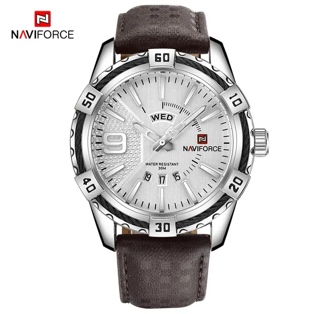 1 boîtier argenté, bracelet marron