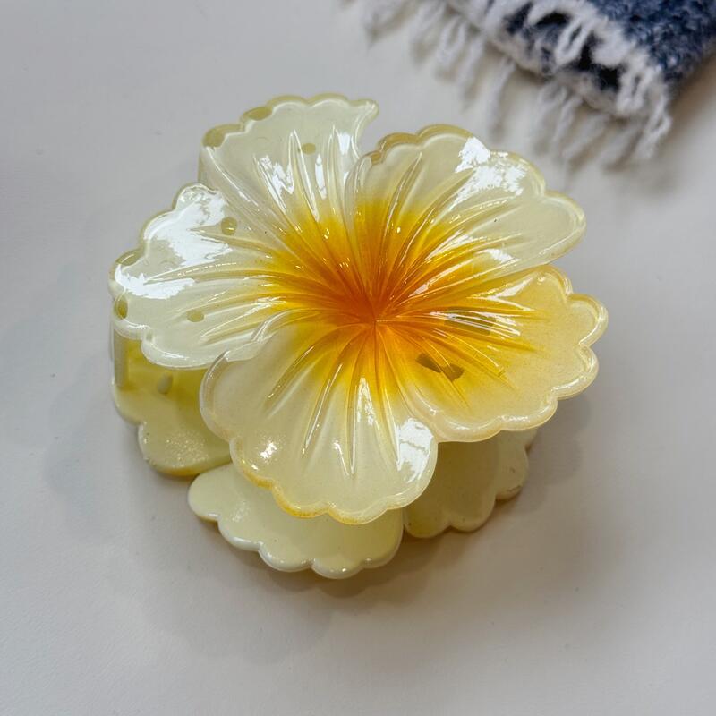 Lemon yellow