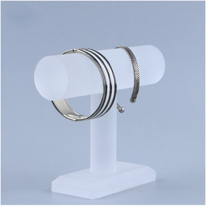 Frosted <span class=keywords><strong>Bangle</strong></span> Rack hiển thị T-Bar đồ trang sức chủ với tùy chỉnh OEM/ODM in logo dongguan <span class=keywords><strong>Acrylic</strong></span> xem & <span class=keywords><strong>Bangle</strong></span> đứng hiển thị - Product Image 1