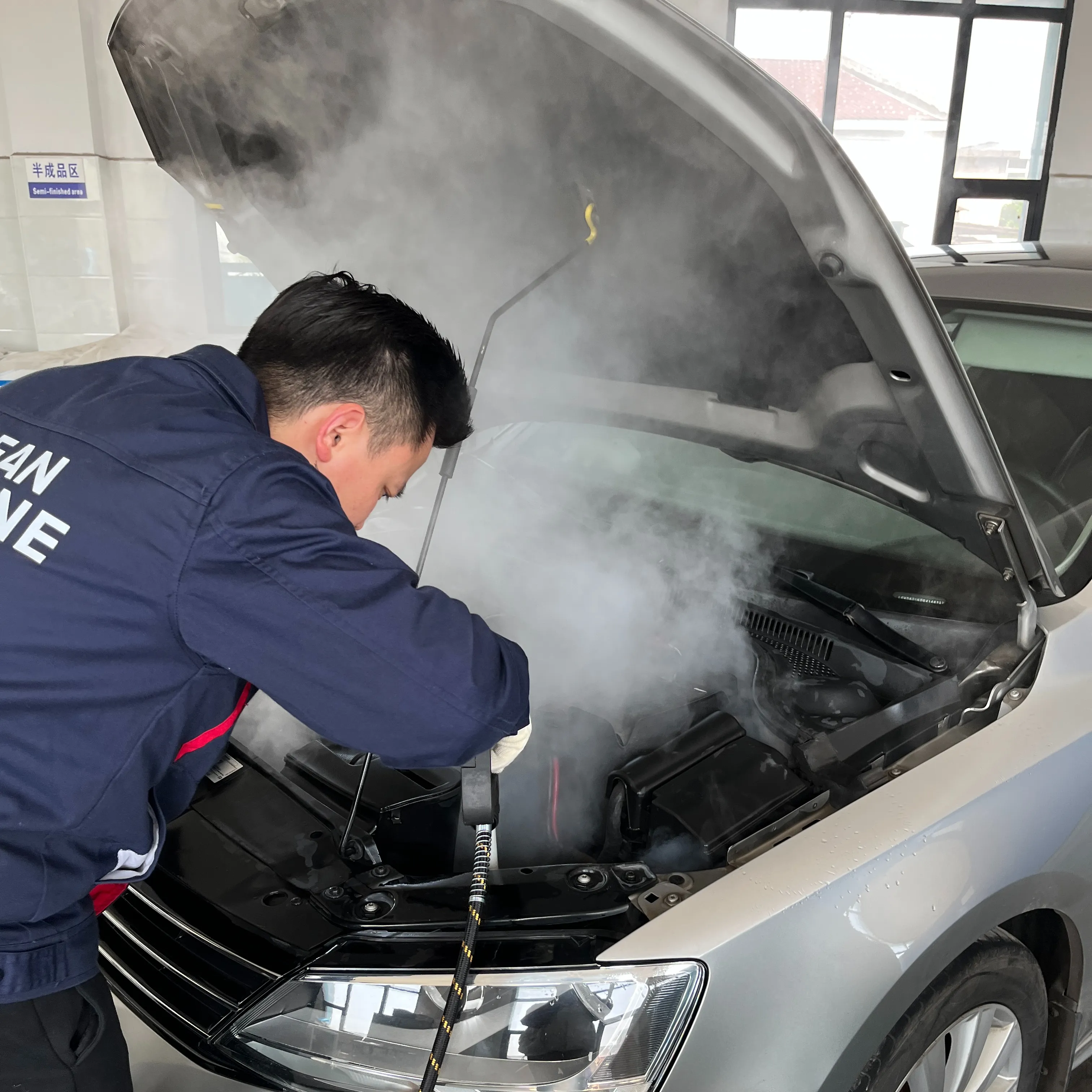 Lave-auto portable 9000w faisant la machine de lavage de voiture à vapeur à vendre 20L